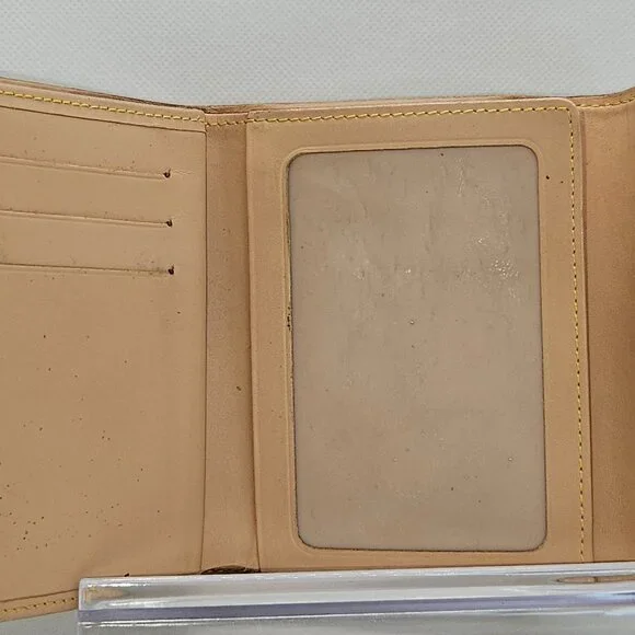 Louis Vuitton Murakami Koala Wallet White - Picture 9 of 13